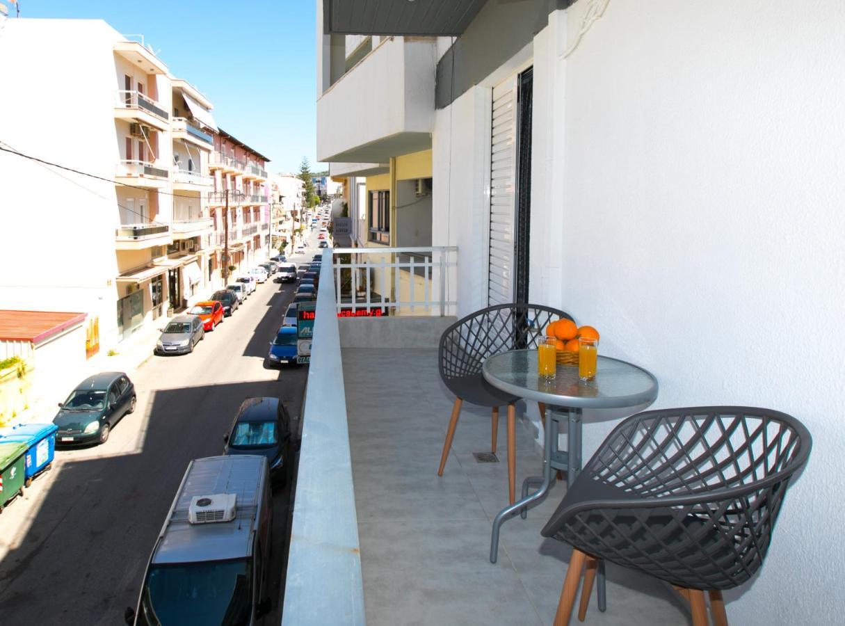 Luxury Shades Of Gray Apartment Rethymno  ภายนอก รูปภาพ