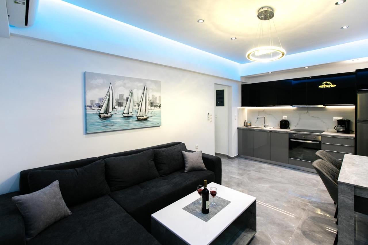 Luxury Shades Of Gray Apartment Rethymno  ภายนอก รูปภาพ